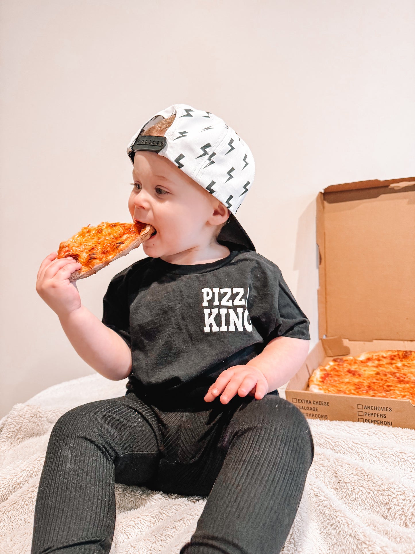 Pizza King Graphic Tee